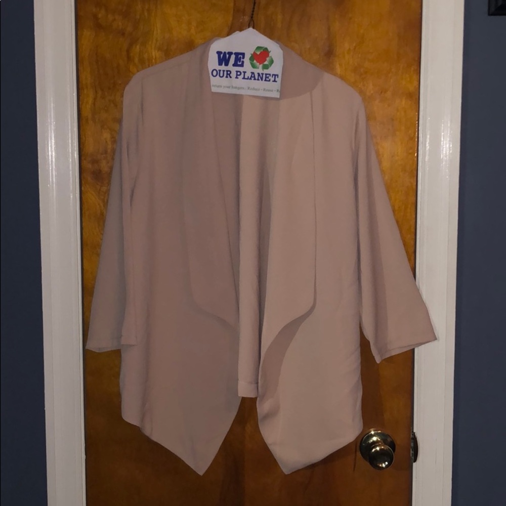 3/4 cream blazer